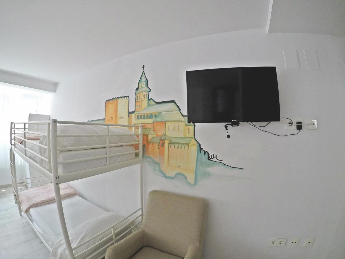 Mesonhomes Suites Center - Stay & Work กรานาดา ภายนอก รูปภาพ