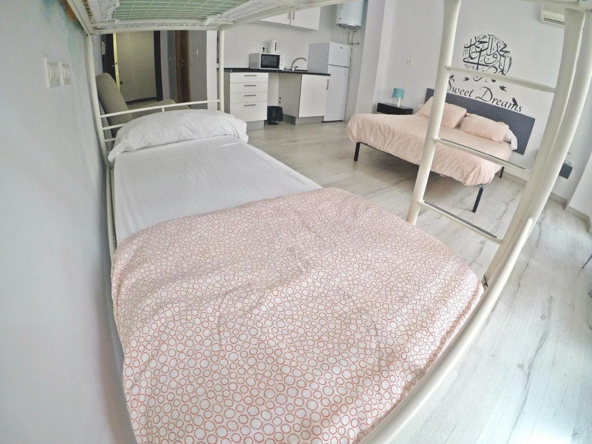 Mesonhomes Suites Center - Stay & Work กรานาดา ภายนอก รูปภาพ