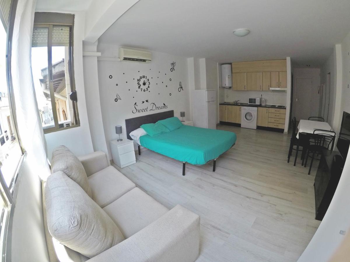 Mesonhomes Suites Center - Stay & Work กรานาดา ภายนอก รูปภาพ