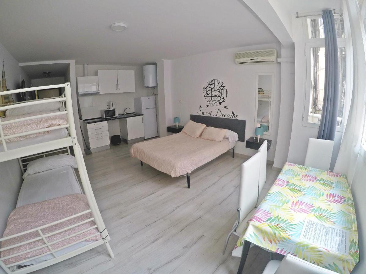 Mesonhomes Suites Center - Stay & Work กรานาดา ภายนอก รูปภาพ
