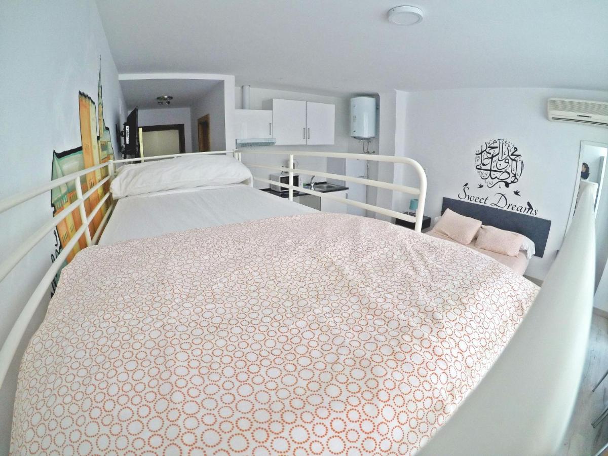 Mesonhomes Suites Center - Stay & Work กรานาดา ภายนอก รูปภาพ