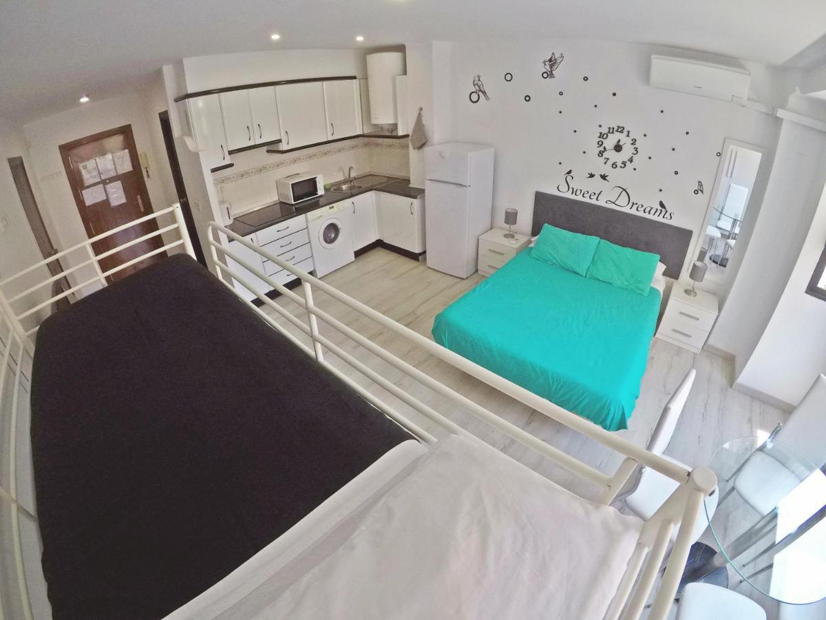 Mesonhomes Suites Center - Stay & Work กรานาดา ภายนอก รูปภาพ